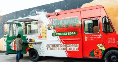 Tres Jardines Food Truck
