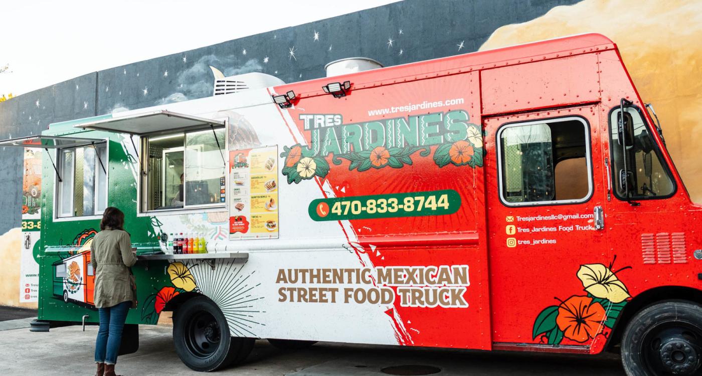 Tres Jardines Food Truck